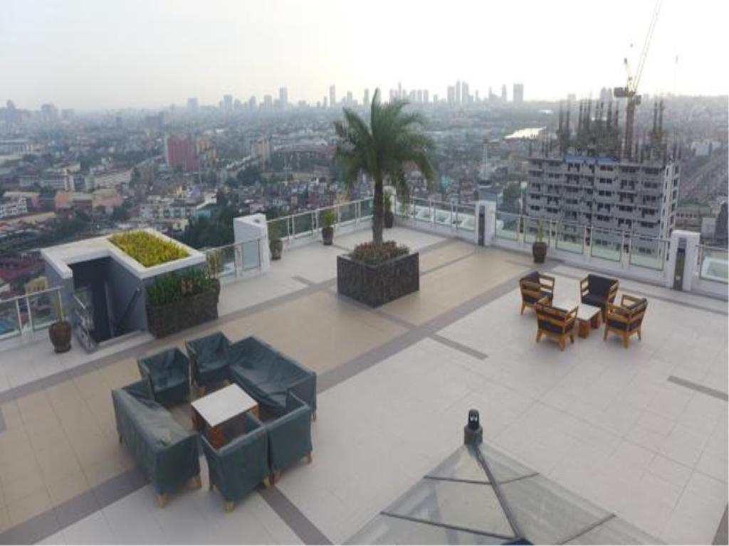 Sorrel Residences Condo Apartment By Fe Manila Bagian luar foto